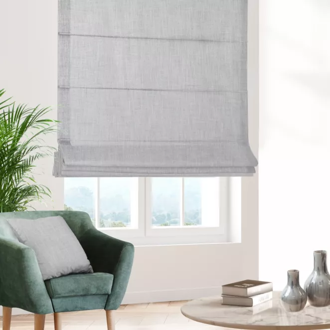 Roleta rzymska jasnosrebrno srebrzysta z tkaniny o luźnym splocie, z połyskliwym nadrukiem w stylu glamour Italissima Eva Minge