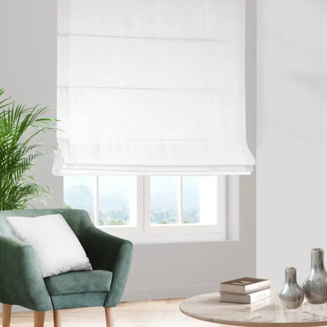 Roleta rzymska biała z tkaniny z mieszanką lnu i wiskozy, w stylu eko, z delikatnym połyskiem