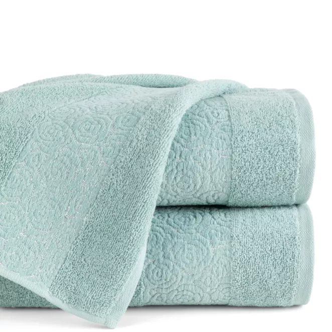 Ręcznik do rąk 30x50 cm bawełniany kolor miętowy zdobiony wytłaczanym motywem róż z dodatkiem błyszczącej nici IRIS