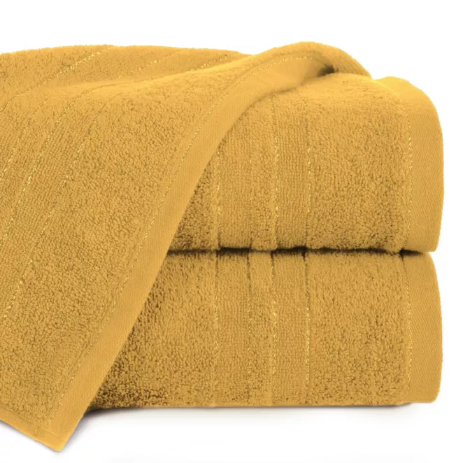 Ręcznik kąpielowy 70x140 cm bawełniany kolor musztardowy z bordiurą w paski podkreślone błyszczącą nicią 500 g/m2 GALA