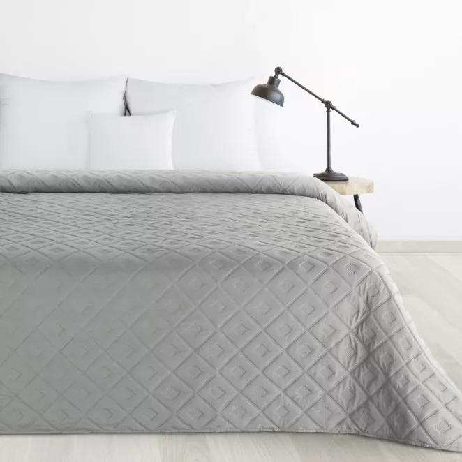 Narzuta srebrna 170x210 cm z geometrycznym wzorem wykonana techniką hot press ALARA 6 Design 91