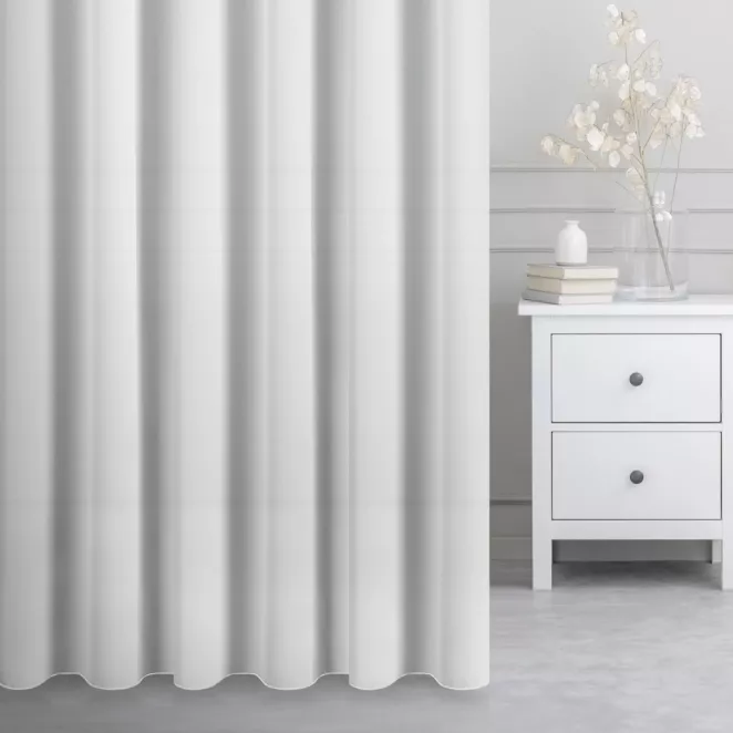 Firana szyta na taśmie 5 cm AURELL biała z jedwabiście miękkiej matowej krepy, wykończona obciążnikiem