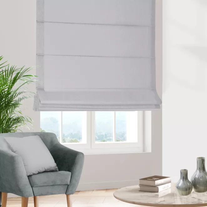 Roleta rzymska szara z gładkiej tkaniny zaciemniającej typu dimout