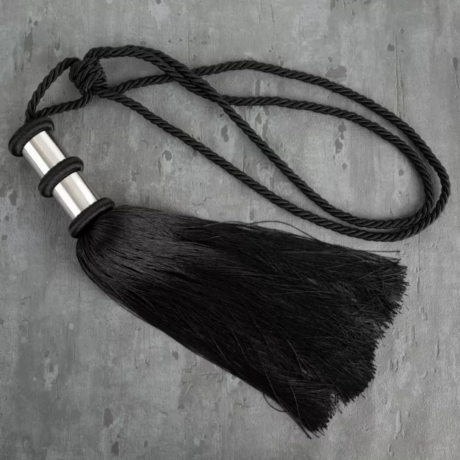 Dekoracyjny sznur do zasłon JOLIE upinacz z chwostem z metalowymi obrączkami