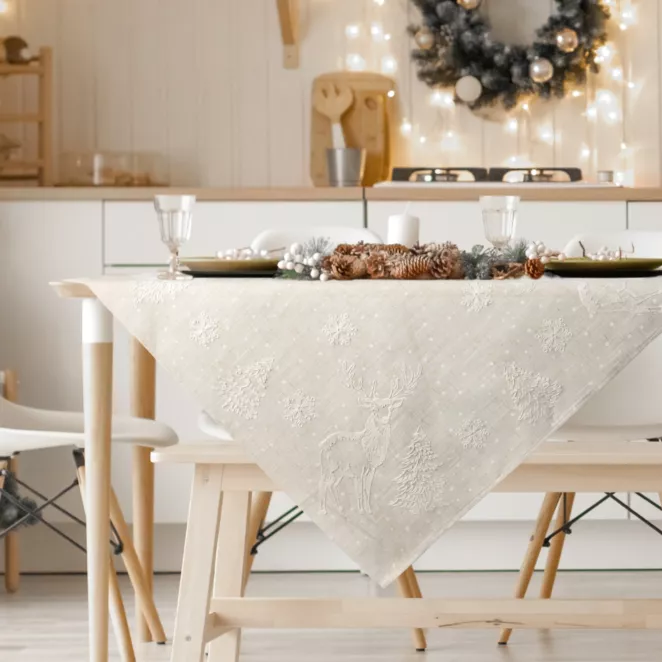 Obrus świąteczny 85x85 cm beżowy o strukturze lnu zdobiony delikatnym nadrukiem