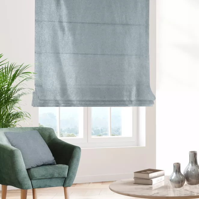 Roleta rzymska srebrna z błyszczącej tkaniny zaciemniającej