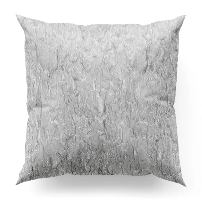Poszewka szyta JAMIL srebrna z tkaniny o nieregularnym wypukłym wzorze i lekkim połyskiem