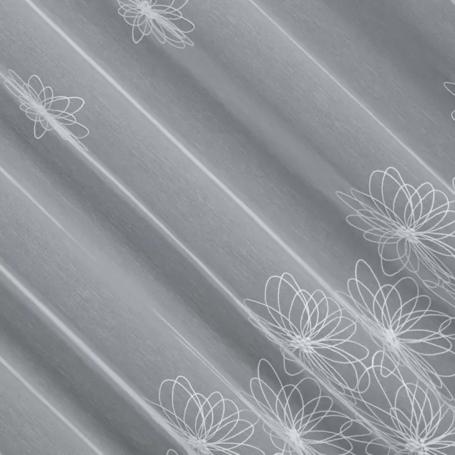 L136/4 Firana szyta na taśmie 5 cm biała z miękkiej tkaniny typu ADEN, zdobionej haftem w kształcie kwiatów