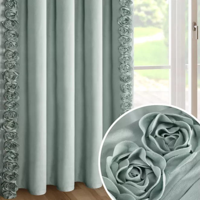 Zasłona miętowa z welwetu zdobiona aplikacją 3D róż 140x270 cm taśma - ROSES Eva Minge