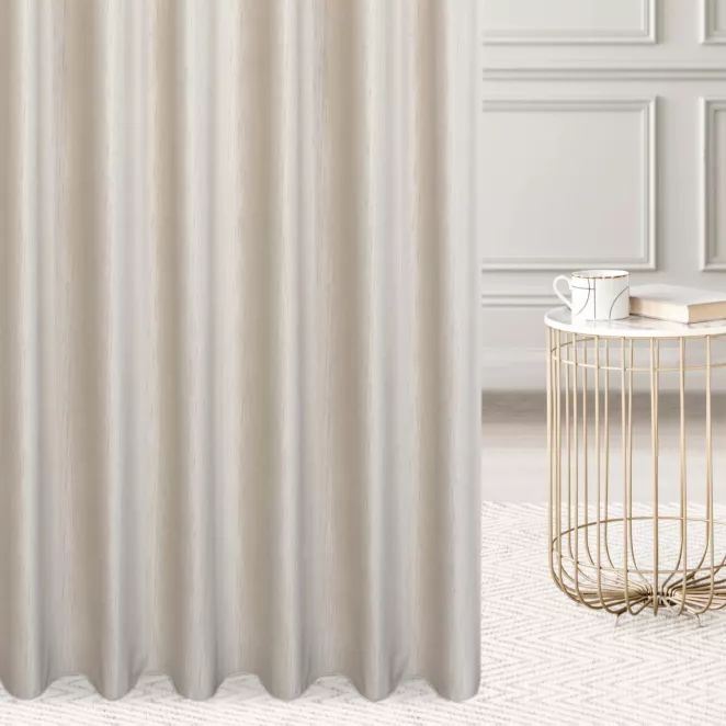 Zasłona szyta na taśmie 5 cm kremowa z tkaniny welwetowej w pionowe prążki, wykończona obciążnikiem