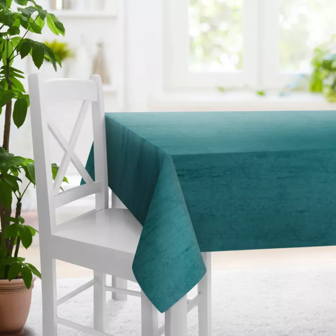 Obrus szyty SAFARI turkusowy z miękkiej welwetowej tkaniny z połyskiem