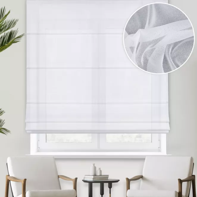 Roleta rzymska biała z matowej tkaniny w stylu eko, wykończona obciążnikiem