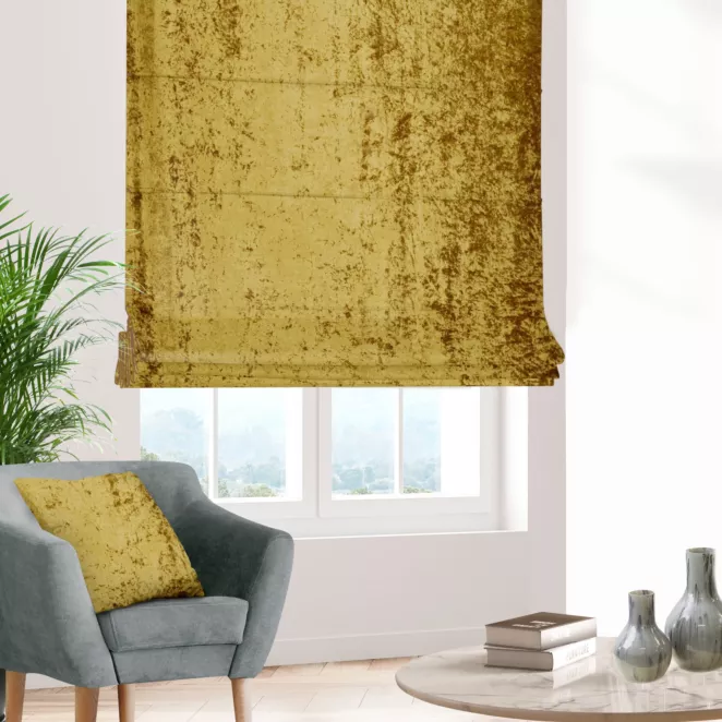 Roleta rzymska złota z miękkiej tkaniny welwetowej z efektem kreszowania