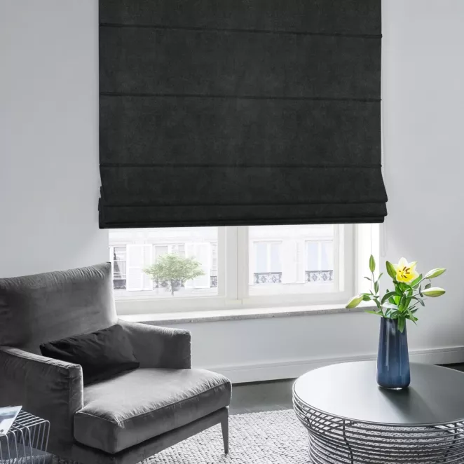 Roleta rzymska ENYA czarna z miękkiej półmatowej tkaniny welwetowej