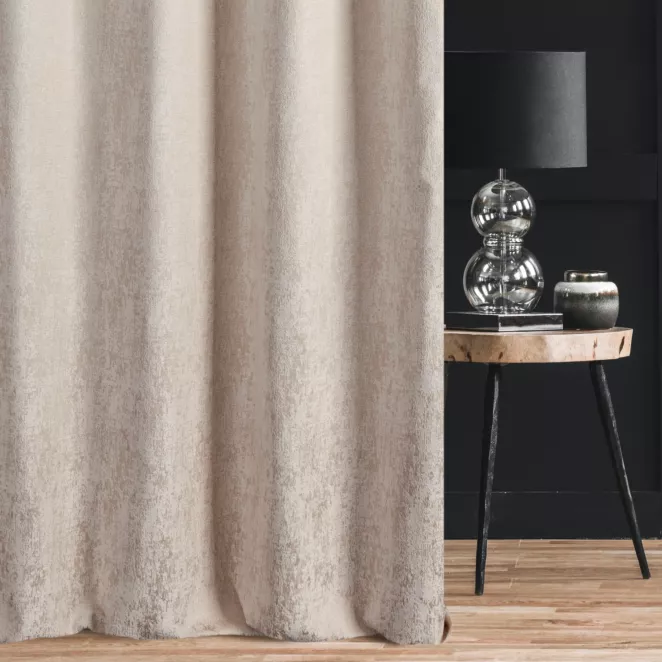 Tkanina zasłonowa szenilowa z marmurkowym wzorem podkreślonym złotą nicią z kolekcji Eva Minge  z kolekcji Pierre Cardin