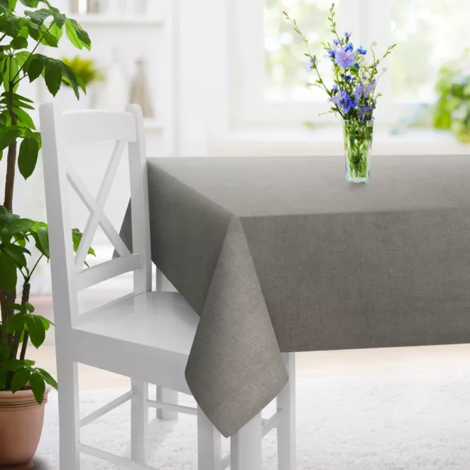 Obrus szyty szary z miękkiej w dotyku tkaniny szenilowej