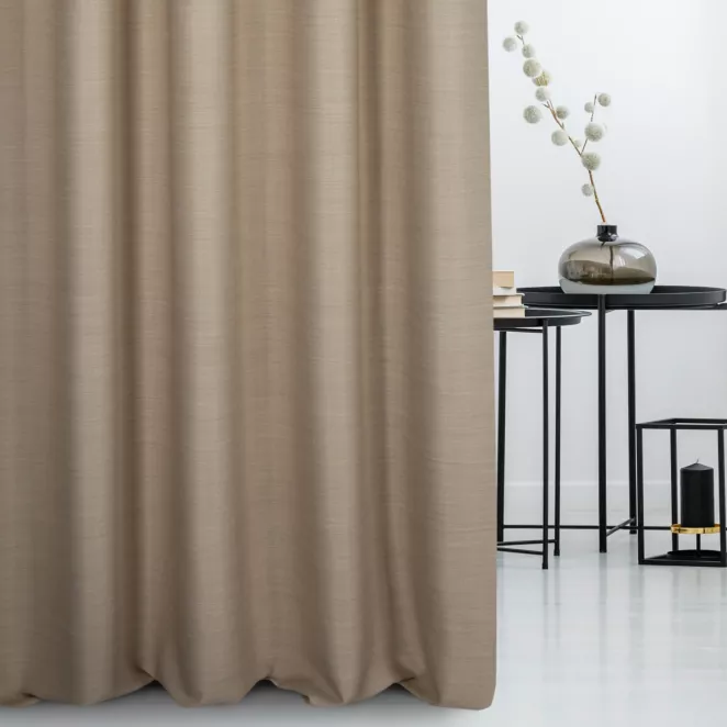 Zasłona szyta na taśmie 5 cm ciemnobeżowa z miękkiej tkaniny o naturalnym splocie w stylu ekologicznym