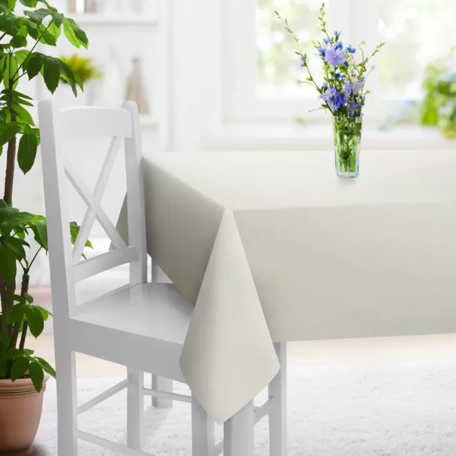 Obrus szyty kremowo ciemnosrebrny z tkaniny w drobny wzór przetykany nicia metaliczną Italissima Eva Minge