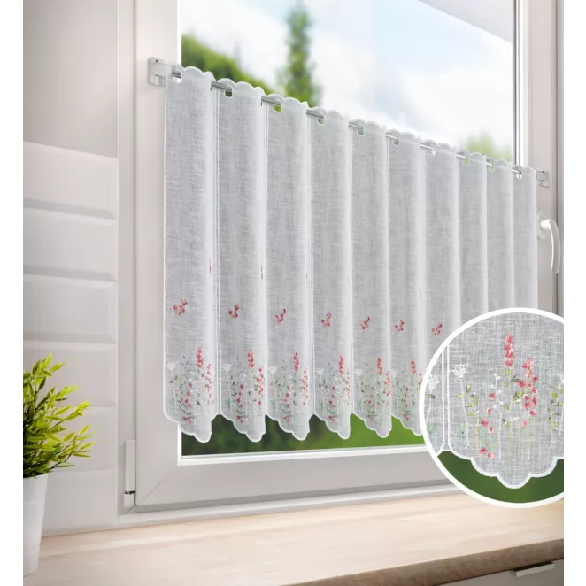 Tkanina firanowa zazdrostka zdobiona haftem drobnych kwiatuszków