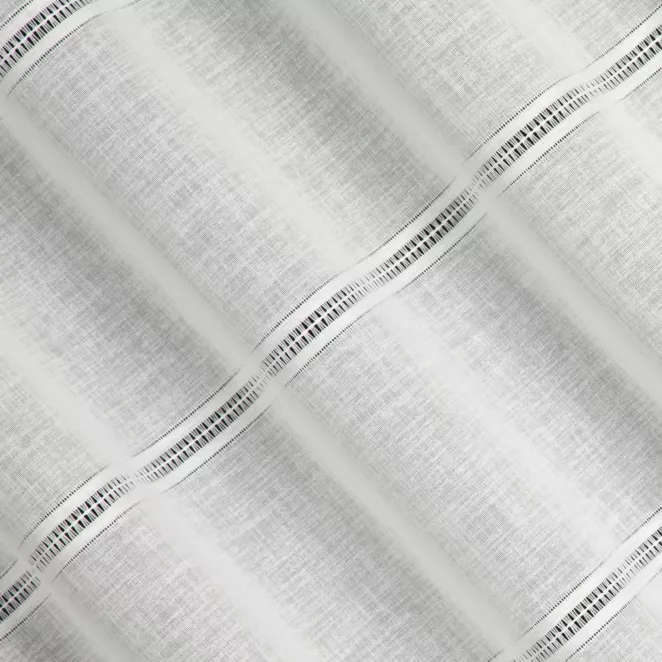 H195/2 Firana szyta na taśmie 5 cm naturalna z matowej tkaniny o wyglądzie lnu przetykanej ażurowymi paskami, wykończona obciążnikiem