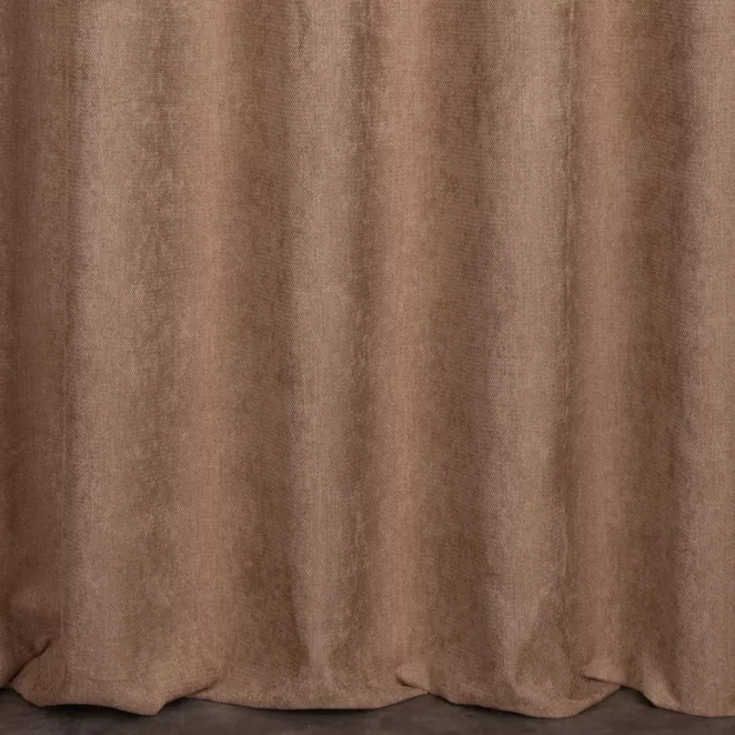 E34/15 Zasłona szyta na taśmie 5 cm jasnobrązowa z miękkiej w dotyku tkaniny szenilowej