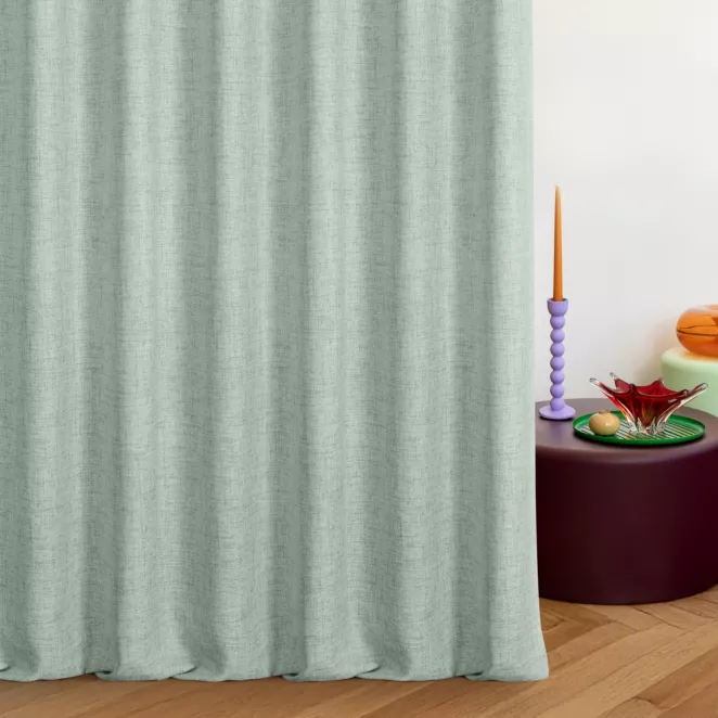Zasłona szyta na przelotkach ciemnozielona z tkaniny w stylu ekologicznym z efektem melanżu