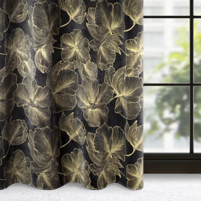 Zasłona czarna w złote kwiaty z błyszczącego welwetu 140x250 cm przelotka - STELLA