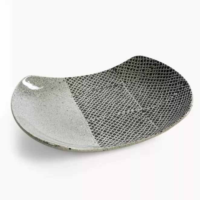 Patera dekoracyjna stalowa w nowoczesnej stylistyce 32x23x5 cm NORI