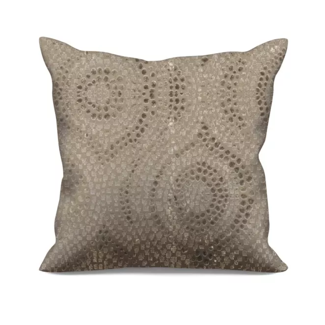 Poszewka szyta beżowo złocista z grubej, welwetowej tkaniny z geometrycznym wzorem, zdobiona delikatnie połyskującym nadrukiem