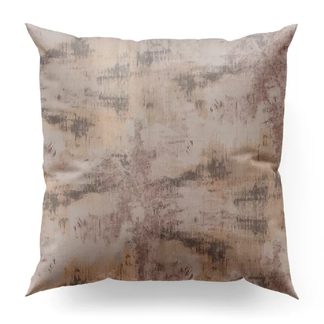 Poszewka szyta beżowo złocista z miękkiej, welwetowej tkaniny z nieregularnym wzorem i błyszczącym nadrukiem