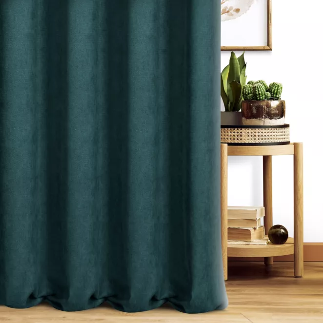 Zasłona szyta na taśmie 5 cm ciemnoturkusowa z miękkiej tkaniny o welurowej strukturze