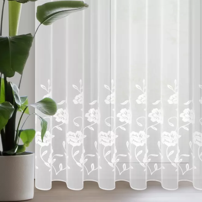 Firana biała z drobnej siateczki zdobiona haftowanymi kwiatami 350x250 cm przelotka NATALI