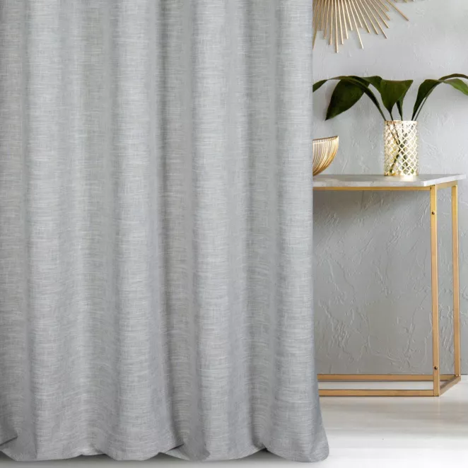 Zasłona szyta na taśmie 5 cm jasnoszara ze strukturalnej tkaniny typu blackout, zaciemniająca w 100%