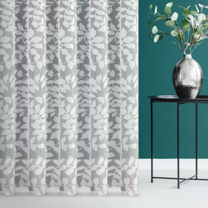 Firana szyta na taśmie 5 cm biała z tkaniny batystowej z motywem botanicznym