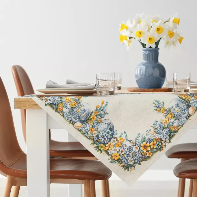 Wielkanocny obrus naturalno, niebieski 100x100 cm gobelinowy zdobiony tkanym motywem świątecznym