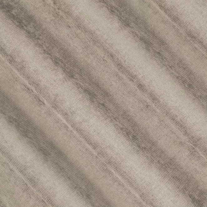 E34/19 Zasłona szyta na taśmie 5 cm ciemnobeżowa z miękkiej w dotyku tkaniny szenilowej