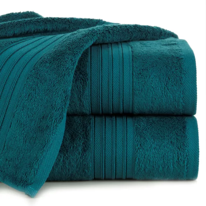 Ręcznik kąpielowy 70x140 cm bawełniany kolor ciemnoturkusowy zdobiony bordiura w paski 550 g/m2 AURA