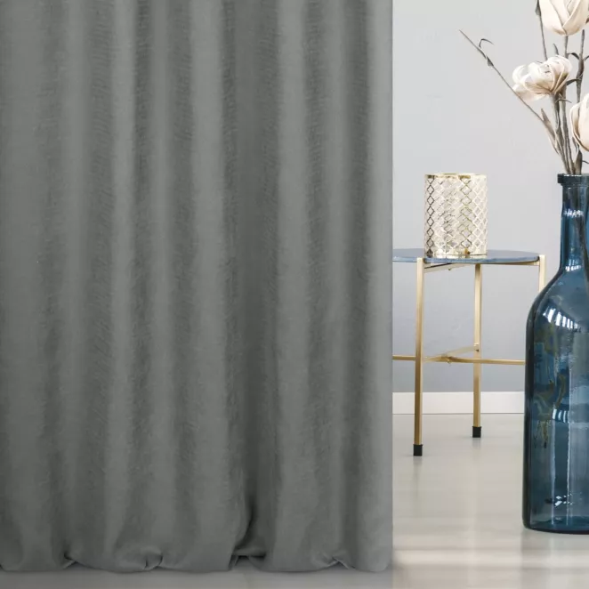 Zasłona szyta na taśmie 5 cm stalowa z miękkiej, matowej tkaniny w drobny geometryczny wzór