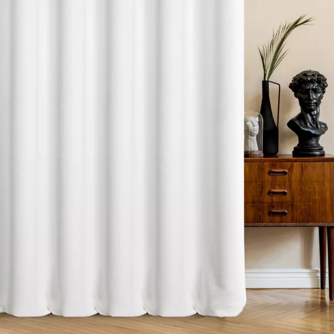 Zasłona szyta na taśmie 5 cm kremowa z miękkiej w dotyku tkaniny szenilowej