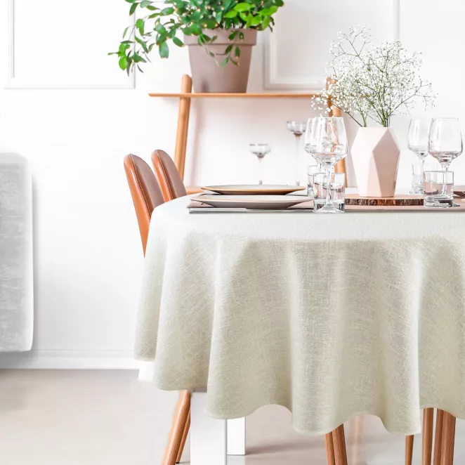 Obrus okrągły kremowy średnica 150 cm INES 12 z przetykaną błyszczącą nicią