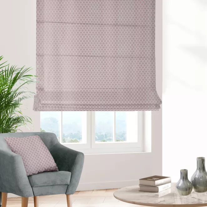 Roleta rzymska INESSE beżowa w geometryczny wypukły wzór z drobnym błyszczącym elementem