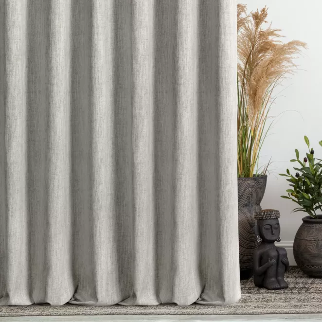 Zasłona szyta na taśmie 5 cm jasnobeżowa z tkaniny o naturalnym splocie z efektem melanżu