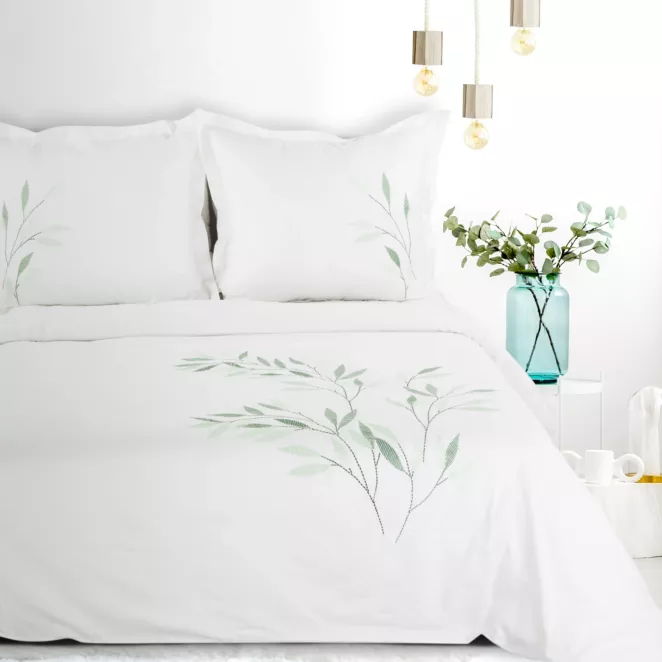 Pościel 220x200 cm bawełniana kolor biały, zielony zdobiona haftowanym wzorem listków Eurofirany Premium