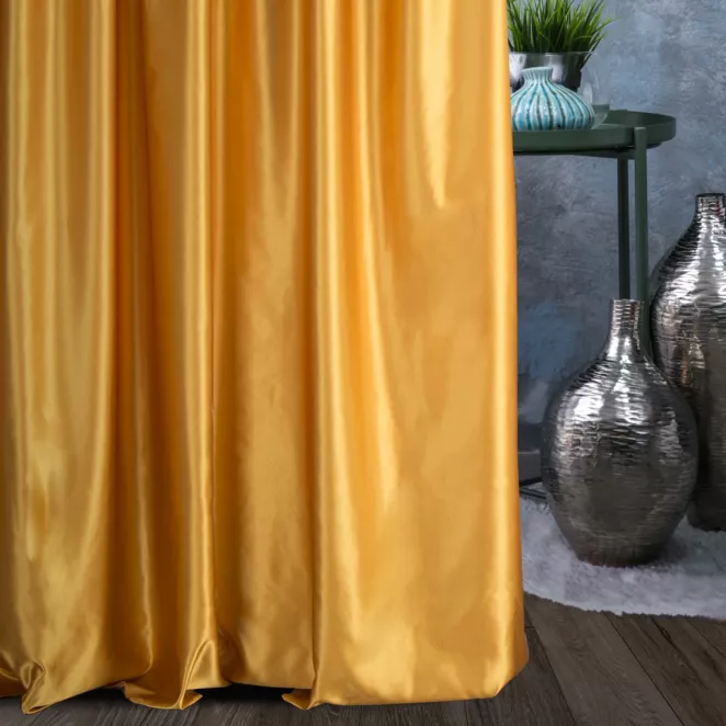 Zasłona szyta na taśmie 5 cm AMAYA musztardowa z jednokolorowej gładkiej tkaniny