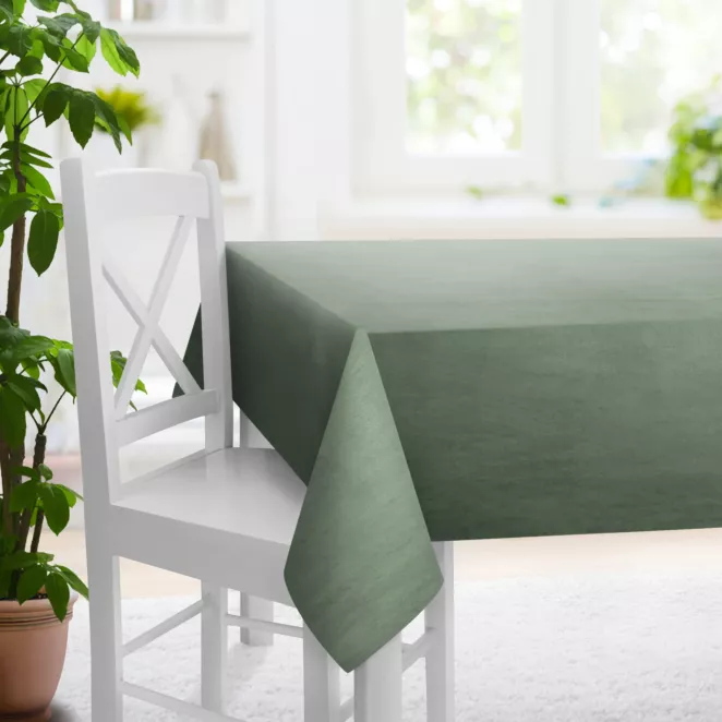 Obrus na wymiar miętowy z miękkiej półmatowej tkaniny welwetowej