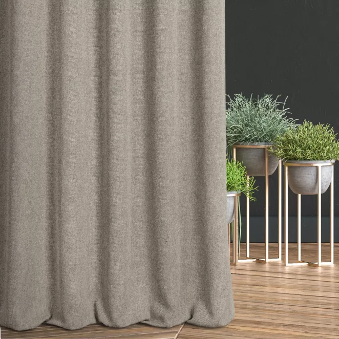 Zasłona szyta na taśmie 5 cm beżowa z tkaniny o grubym splocie i efektem melanżu