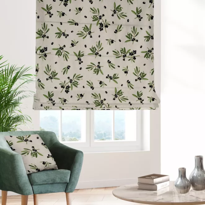 Roleta rzymska beżowo zielona z tkaniny bawełnianej o naturalnym wyglądzie drukowanej w botaniczny wzór