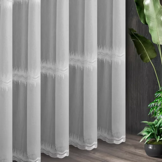 Tkanina firanowa  aden z poziomym haftem z mereżką