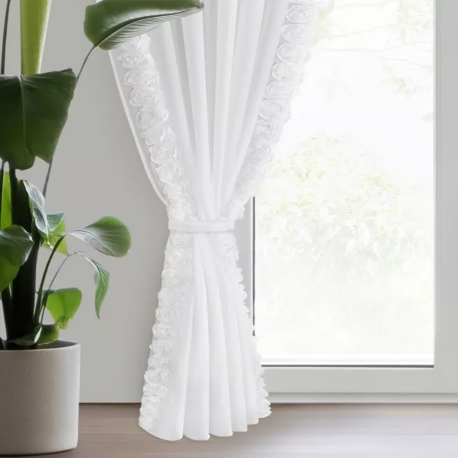 Firana biała z szyfonu zdobiona na brzegach pasem 3D róż z troczkiem w zestawie 140x270 cm taśma - ROSES Eva Minge