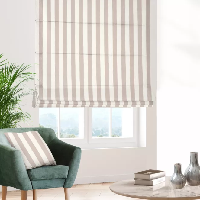 Roleta rzymska naturalno beżowa z tkaniny w pasy